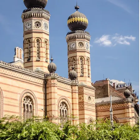 Melange House Downtown *